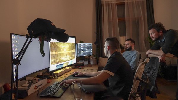 people_showcase.jpg